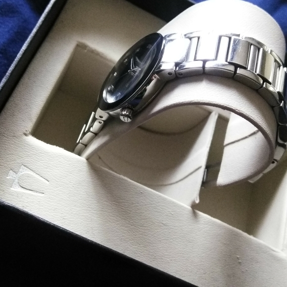 New bulova futuro black MOP ladies watch